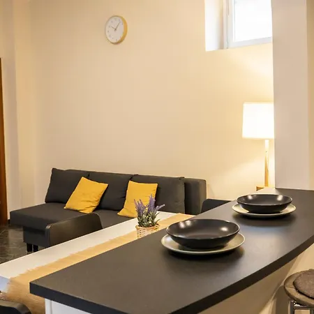 Le Camelie * تورينو